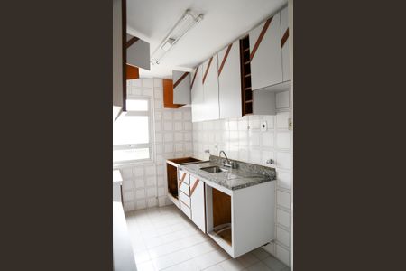 Apartamento para alugar com 65m², 2 quartos e 1 vagaCozinha