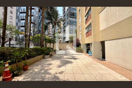 Apartamento para alugar com 126m², 4 quartos e 2 vagas Apartamento para alugar com 126m², 4 quartos e 2 vagasÁrea comum