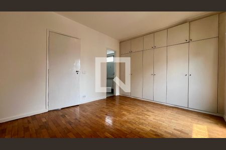 Apartamento para alugar com 126m², 4 quartos e 2 vagas Apartamento para alugar com 126m², 4 quartos e 2 vagasSuíte