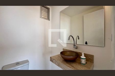Apartamento para alugar com 126m², 4 quartos e 2 vagas Apartamento para alugar com 126m², 4 quartos e 2 vagasLavabo