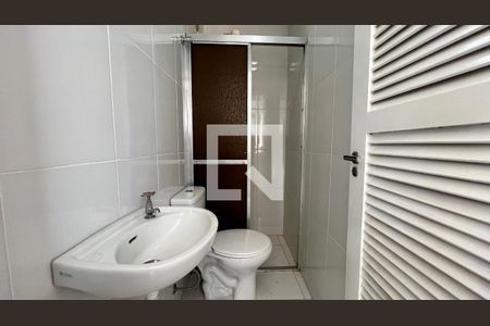 Apartamento para alugar com 126m², 4 quartos e 2 vagas Apartamento para alugar com 126m², 4 quartos e 2 vagasBanheiro de serviço