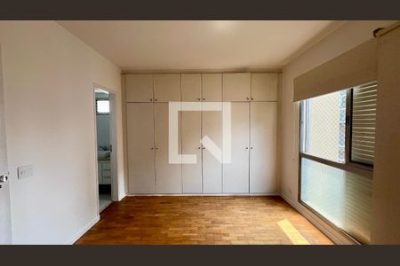 Apartamento para alugar com 126m², 4 quartos e 2 vagas Apartamento para alugar com 126m², 4 quartos e 2 vagasSuíte