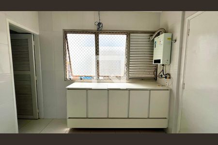 Apartamento para alugar com 126m², 4 quartos e 2 vagas Apartamento para alugar com 126m², 4 quartos e 2 vagasÁrea de Serviço
