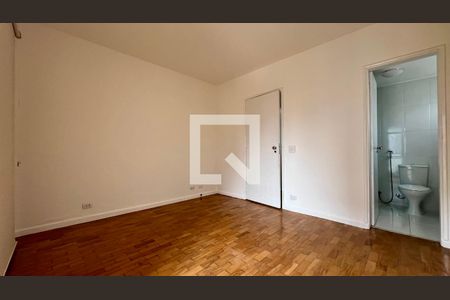 Apartamento para alugar com 126m², 4 quartos e 2 vagas Apartamento para alugar com 126m², 4 quartos e 2 vagasSuíte