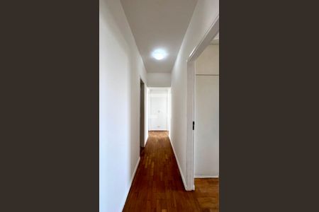 Apartamento para alugar com 126m², 4 quartos e 2 vagas Apartamento para alugar com 126m², 4 quartos e 2 vagasCorredor