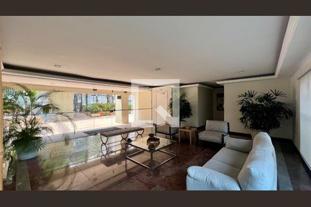 Apartamento para alugar com 126m², 4 quartos e 2 vagas Apartamento para alugar com 126m², 4 quartos e 2 vagasHall de entrada