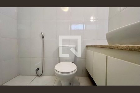 Apartamento para alugar com 126m², 4 quartos e 2 vagas Apartamento para alugar com 126m², 4 quartos e 2 vagasBanheiro