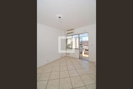 Sala de apartamento à venda com 3 quartos, 80m² em Penha Circular, Rio de Janeiro