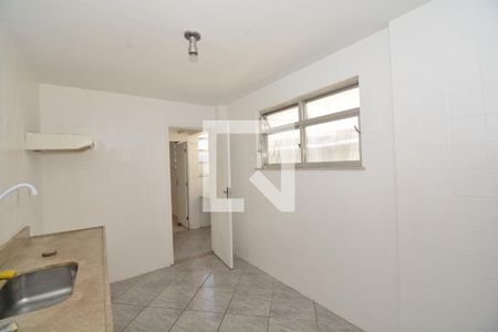 Apartamento à venda com 80m², 3 quartos e 2 vagasCozinha