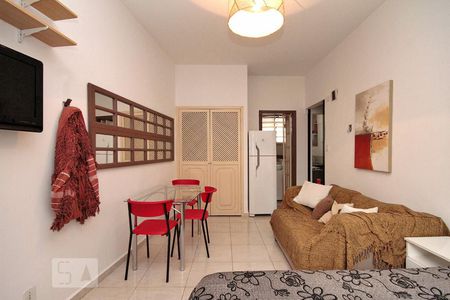 Studio de kitnet/studio para alugar com 1 quarto, 28m² em República, São Paulo