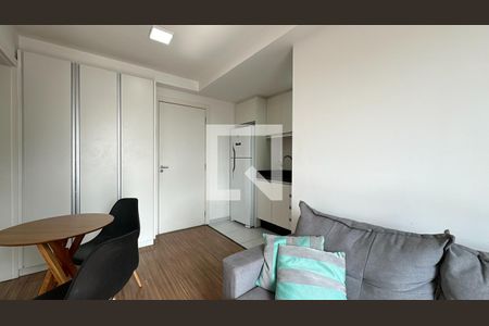 sala de apartamento para alugar com 1 quarto, 30m² em Água Verde, Curitiba