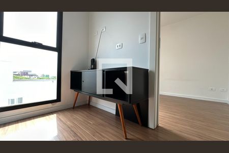 sala de apartamento para alugar com 1 quarto, 30m² em Água Verde, Curitiba