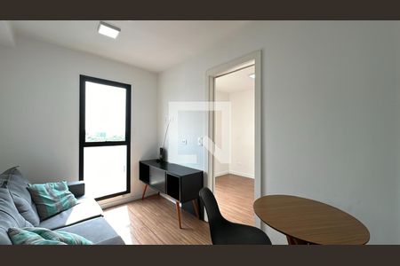 sala de apartamento para alugar com 1 quarto, 30m² em Água Verde, Curitiba