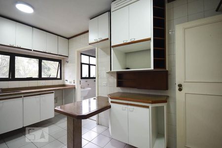 Apartamento à venda com 120m², 3 quartos e 2 vagasCozinha