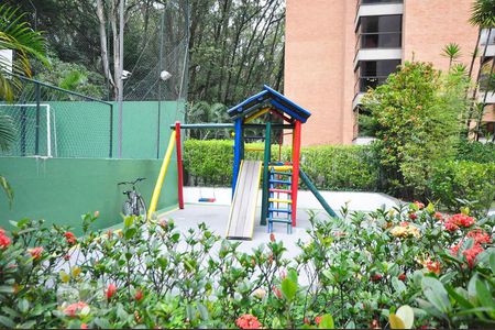 Apartamento à venda com 120m², 3 quartos e 2 vagasPlayground