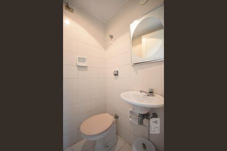 Apartamento à venda com 120m², 3 quartos e 2 vagasBanheiro de Serviço