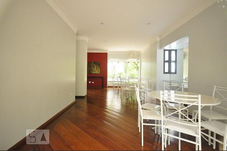 Apartamento à venda com 120m², 3 quartos e 2 vagasSalão de Festa