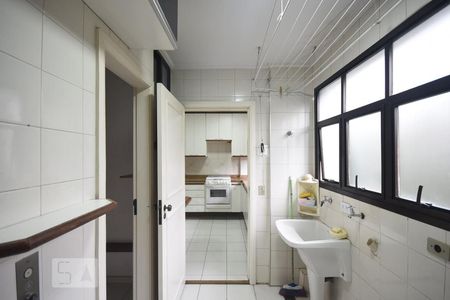 Apartamento à venda com 120m², 3 quartos e 2 vagasÁrea de Serviço