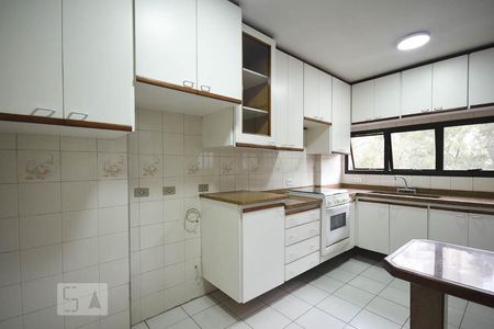 Apartamento à venda com 120m², 3 quartos e 2 vagasCozinha