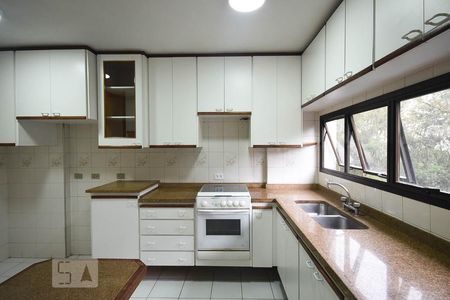 Apartamento à venda com 120m², 3 quartos e 2 vagasCozinha