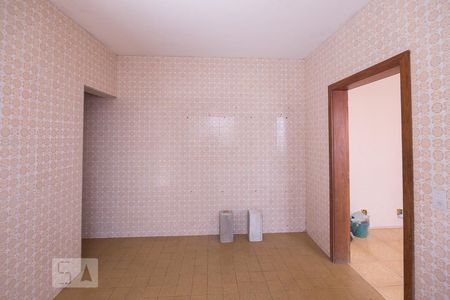Casa à venda com 185m², 2 quartos e 2 vagasCopa