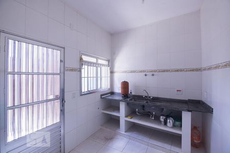 Casa à venda com 185m², 2 quartos e 2 vagasCozinha