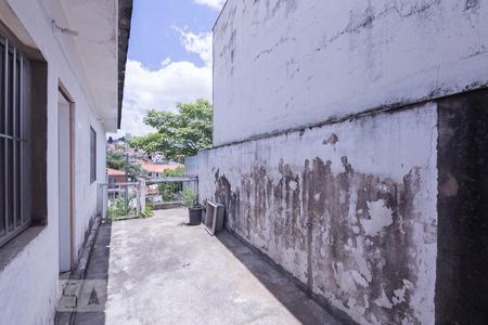 Casa à venda com 185m², 2 quartos e 2 vagasQuintal