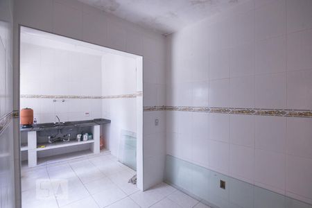 Casa à venda com 185m², 2 quartos e 2 vagasCozinha