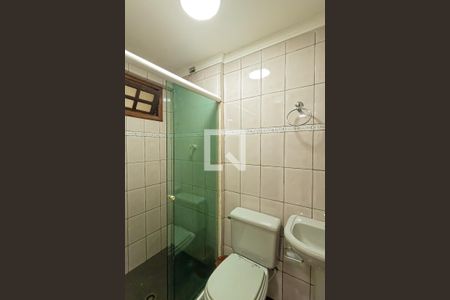 Casa à venda com 380m², 4 quartos e 8 vagasBanheiro 1 do Salão