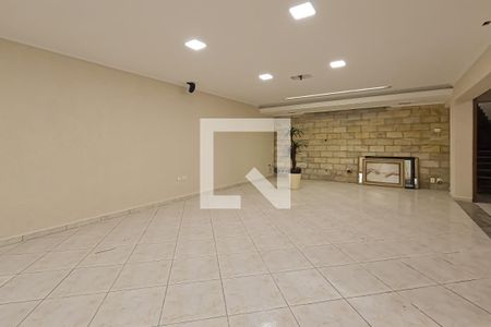 Casa à venda com 380m², 4 quartos e 8 vagasSalão