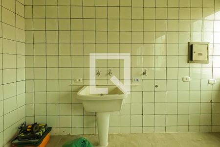 Casa à venda com 380m², 4 quartos e 8 vagasÁrea de Serviço