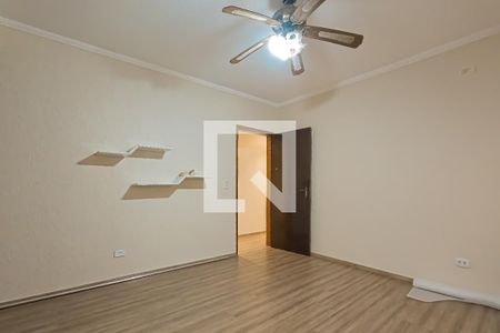 Casa à venda com 380m², 4 quartos e 8 vagasSuíte 2