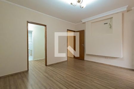 Casa à venda com 380m², 4 quartos e 8 vagasSuíte 1