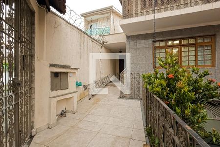 Casa à venda com 380m², 4 quartos e 8 vagasEntrada