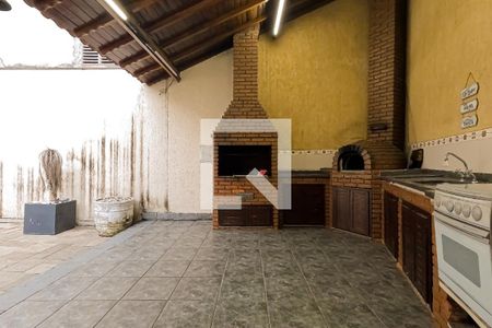 Casa à venda com 380m², 4 quartos e 8 vagasChurrasqueira