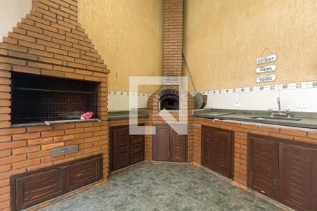 Casa à venda com 380m², 4 quartos e 8 vagasChurrasqueira