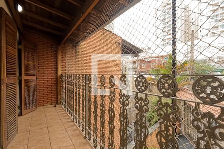 Casa à venda com 380m², 4 quartos e 8 vagasVaranda da Suíte 1