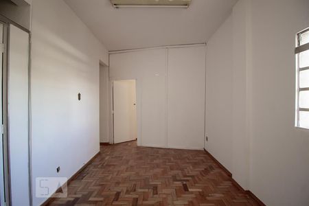 Quarto de apartamento à venda com 2 quartos, 45m² em Centro, Belo Horizonte