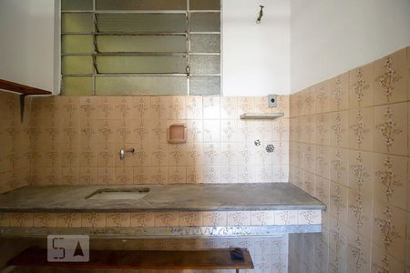 Cozinha de apartamento à venda com 2 quartos, 45m² em Centro, Belo Horizonte