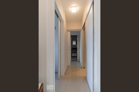 Corredor de apartamento para alugar com 2 quartos, 56m² em Jardim Paulista, São Paulo