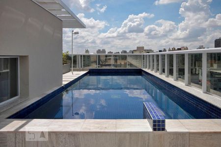 Studio à venda com 38m², 1 quarto e sem vagaPiscina