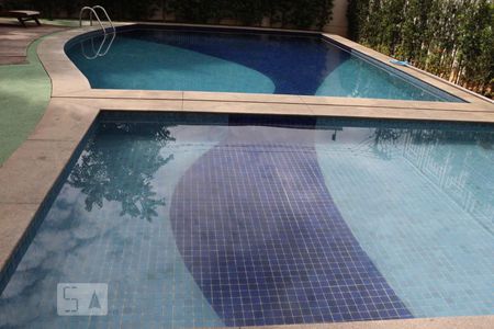 Apartamento para alugar com 51m², 2 quartos e 1 vagaÁrea comum - Piscina