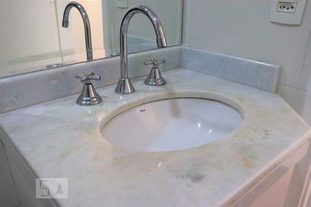 Apartamento para alugar com 51m², 2 quartos e 1 vagaBanheiro 2