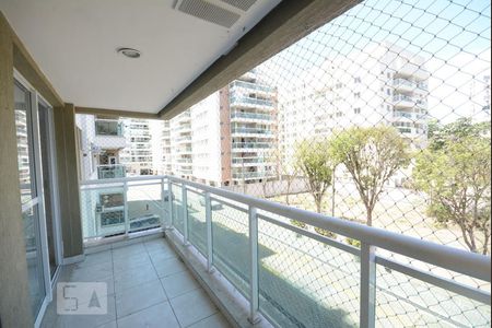 Apartamento à venda com 62m², 2 quartos e 1 vagaVaranda