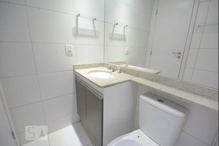 Apartamento à venda com 62m², 2 quartos e 1 vagaBanheiro Social