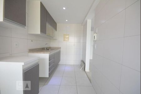 Apartamento à venda com 62m², 2 quartos e 1 vagaCozinha e Área de Serviço