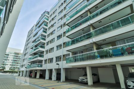 Apartamento à venda com 62m², 2 quartos e 1 vagaFachada do Condomínio