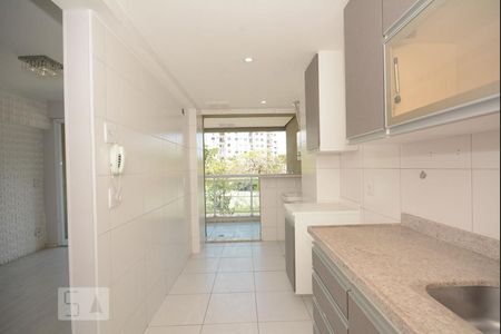 Apartamento à venda com 62m², 2 quartos e 1 vagaCozinha e Área de Serviço