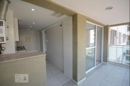 Apartamento à venda com 62m², 2 quartos e 1 vagaVaranda
