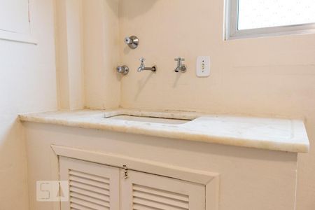 Cozinha de apartamento para alugar com 2 quartos, 80m² em Aclimação, São Paulo